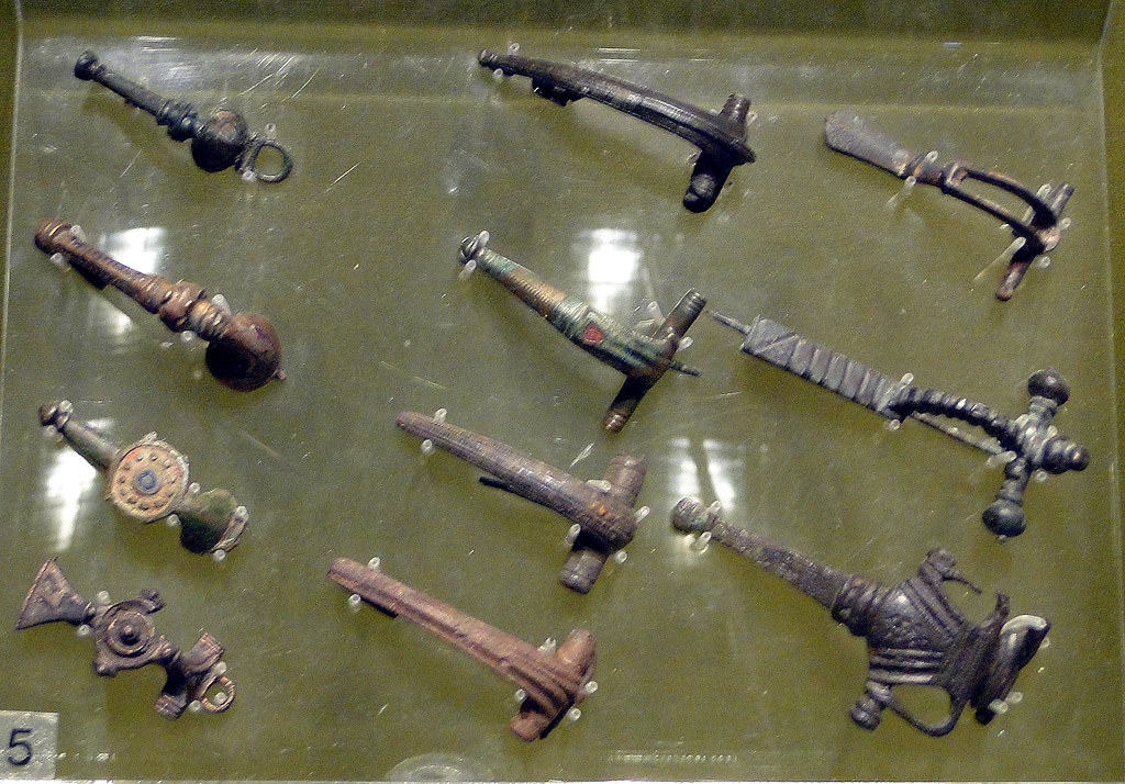 Ancient Roman metal fasteners,